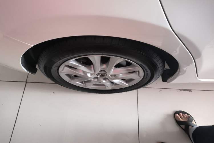 Used Mazda 3 Axela 2017 Sedan 1.5L Automatic Comfort Model Emission Standard China V