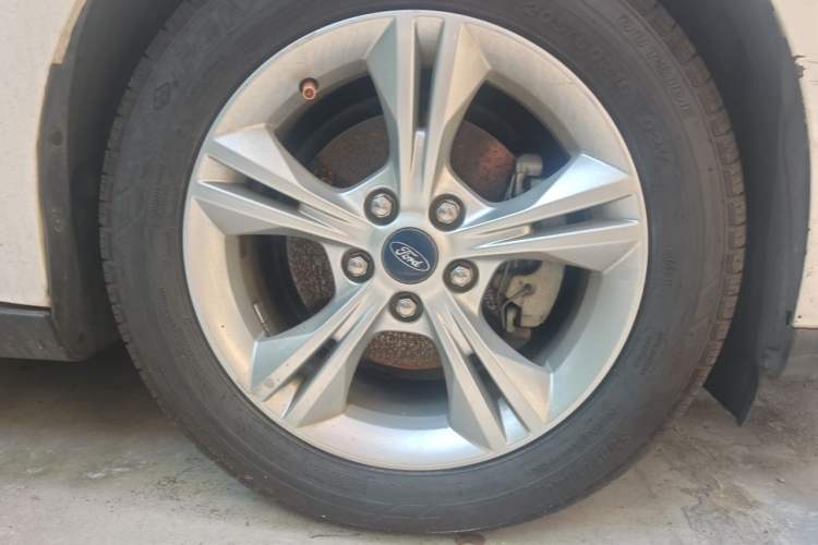 Used Ford Focus 2012 Hatchback 1.6L Automatic Fashion Edition