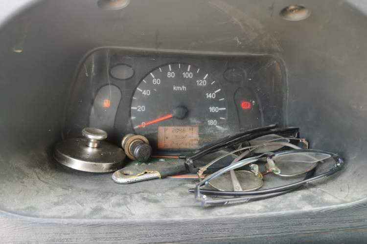 Used Wuling Zhiguang 2010 1.0L Base Version Instrument Cluster