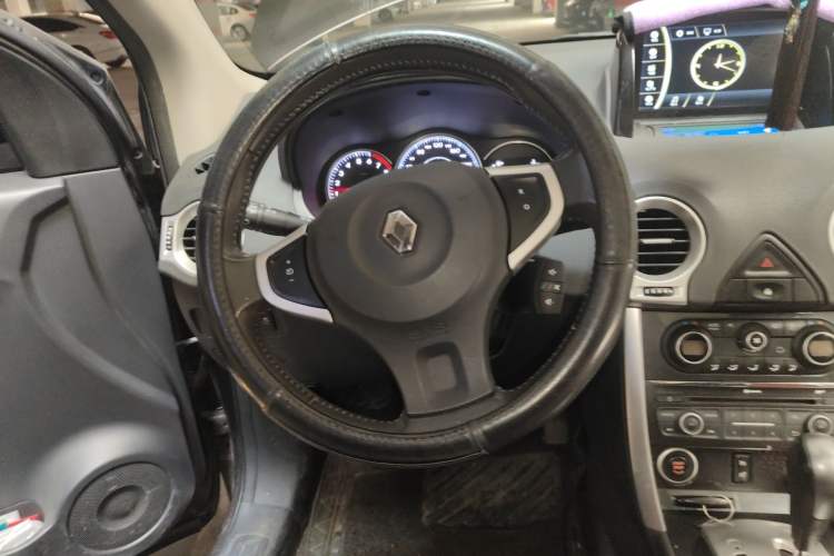 Used Renault Koleos 2014 Revised Version 2.5L Two-Wheel Drive Urban Edition
