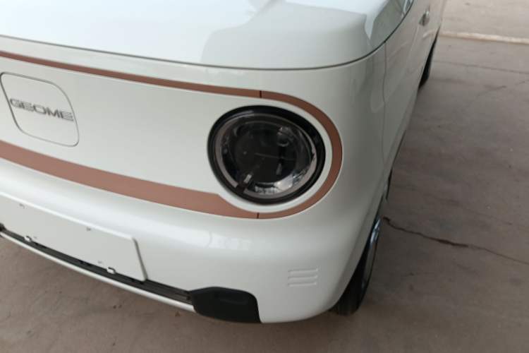 Used Geely Galaxy Panda 2024 Panda Mini 200km Endurance Bear