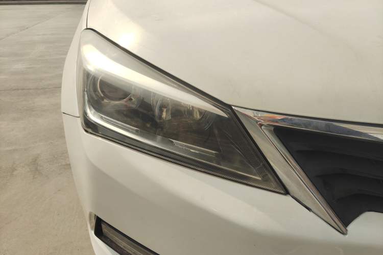 Used Changan Alsvin V7 2016 1.6L Manual LeShang Model China V Standard