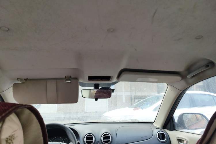 Used Changan Alsvin V3 2012 1.3L Manual Luxury Version China IV Standard