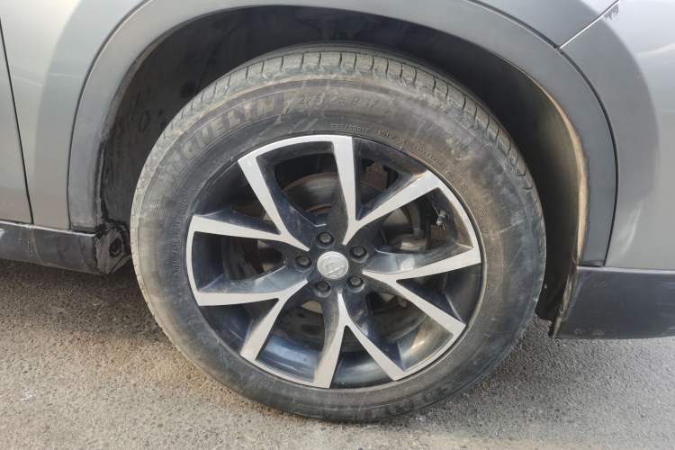 Used Brilliance V5 2014 1.5T Manual Two-Wheel Drive Luxury Model