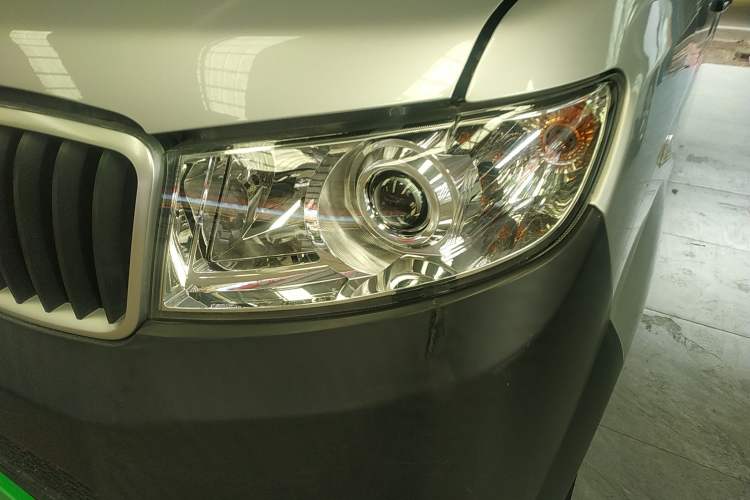 Used Jinbei Hiace X30 2020 1.5L Van Super-Enjoyment Model China VI Standard SWC15M Left Front Headlight