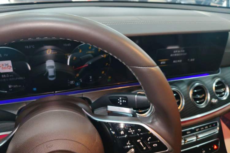 Used Mercedes-Benz E-Class 2022 Second Facelift E 300 L Fashion Edition