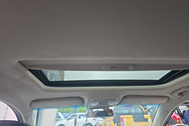 Used Geely Auto Emgrand GL 2018 1.4T DCT Elite Smart Connectivity Version Headliner