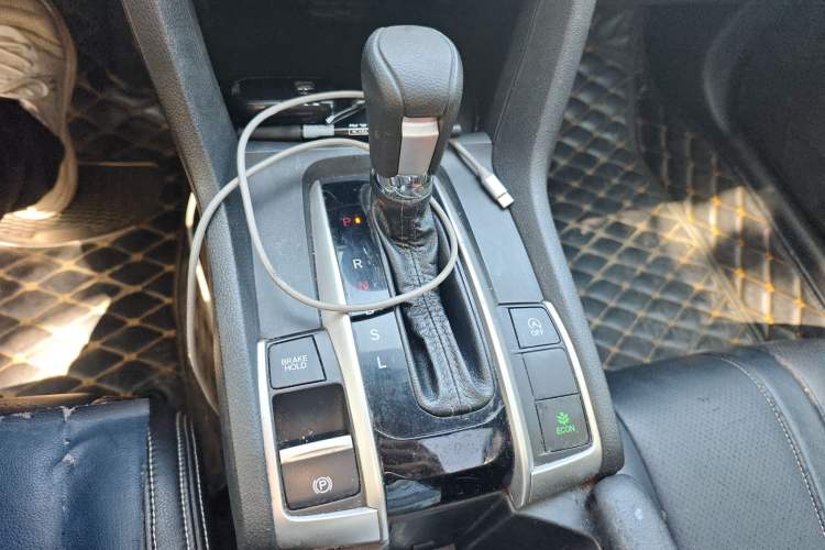 Used Honda Civic 2016 220TURBO CVT Luxury Edition
