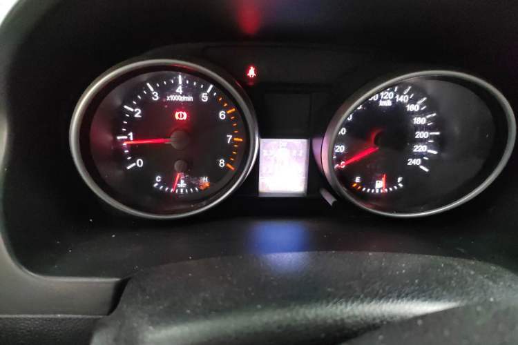 Used Haval H6 2013 Upgraded Model 1.5T Manual Two-Wheel Drive Elite Version
