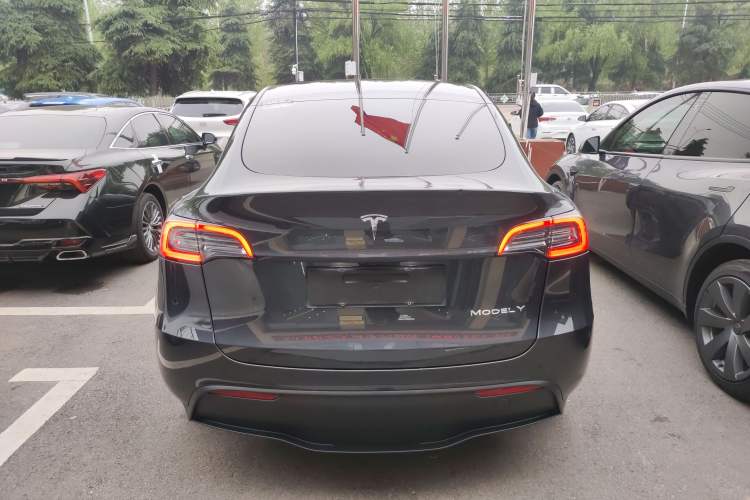 Used Tesla Model Y 2024 Rear-Wheel-Drive Version Rear