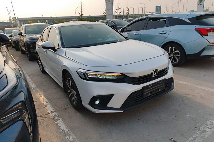 Used Honda Civic 2023 240TURBO CVT Dynamic Edition