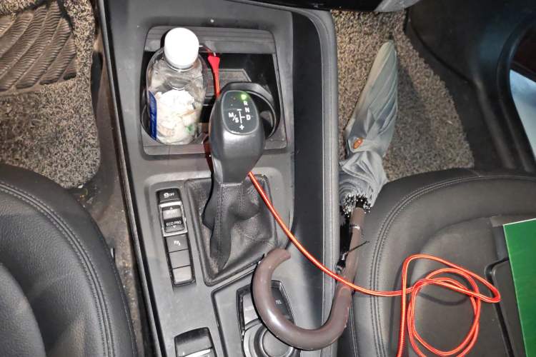 Used BMW X1 2016 sDrive18Li Premium Edition Gear Lever