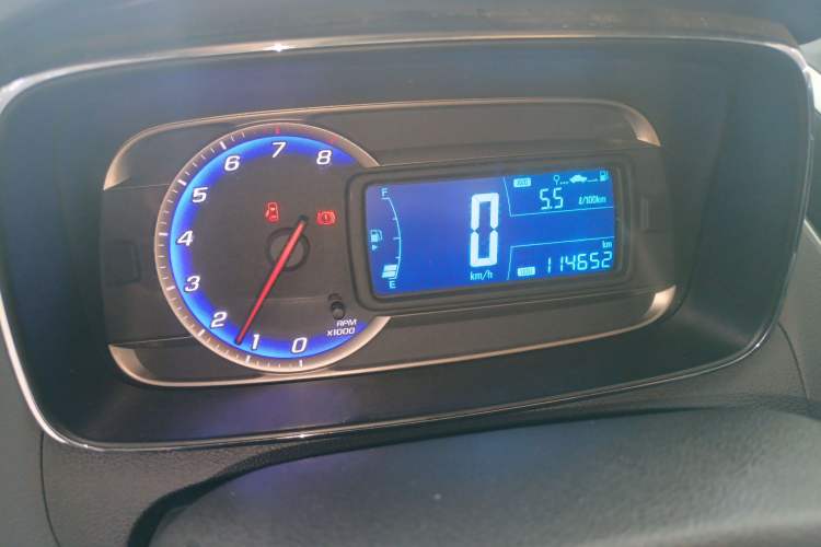 Used Chevrolet Trax 2016 1.4T Manual Two-Wheel Drive Comfort Version with Sunroof
