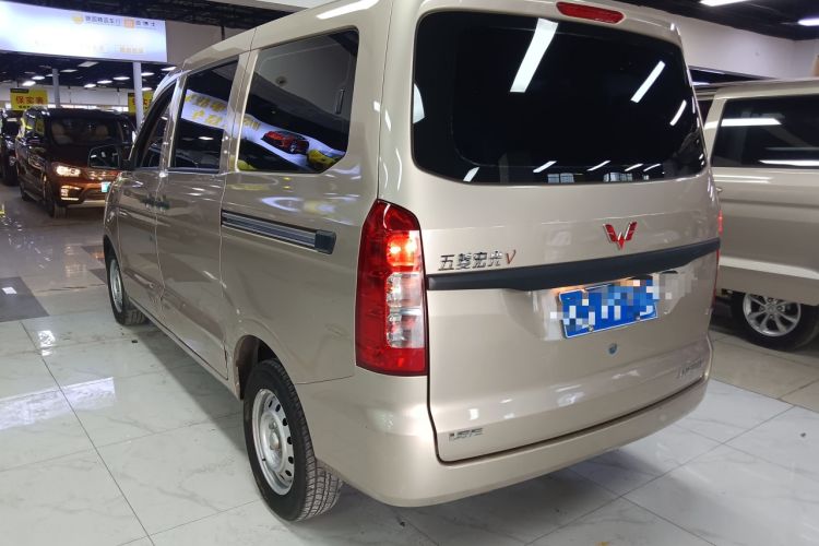 Used Wuling Hongguang V 2022 1.5L Jingqu Edition Electric-Assist LAR