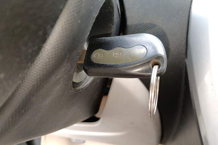 Used CHANGAN Benni mini 2012 1.0L Manual Fashion Edition China IV Standard
