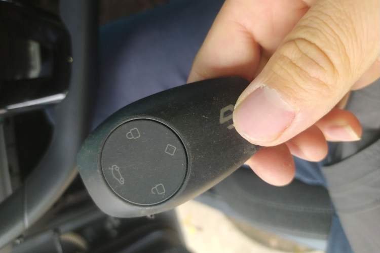 Used Leapmotor T03 2021 400 Lite Edition - Lithium-Ion Battery Vehicle Key