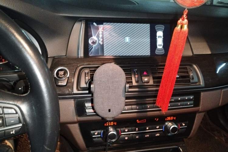 Used BMW 5 Series 2014 525Li Luxury Design Package
