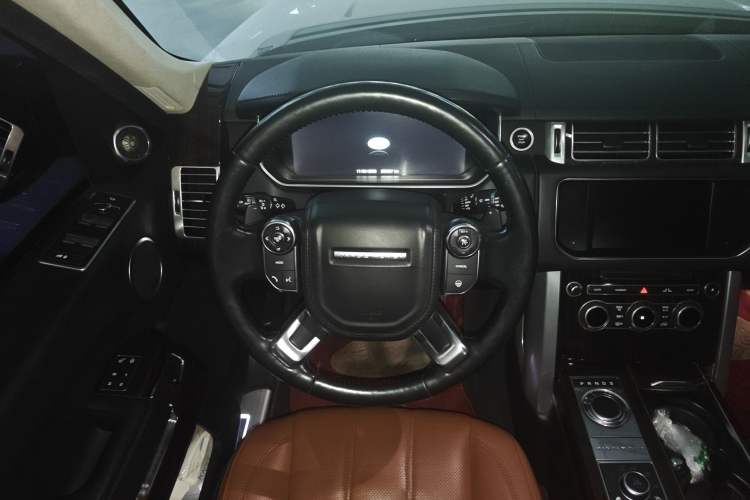 Used Land Rover Range 2016 3.0 SC V6 Vogue SE Long-Wheelbase Edition Steering Wheel