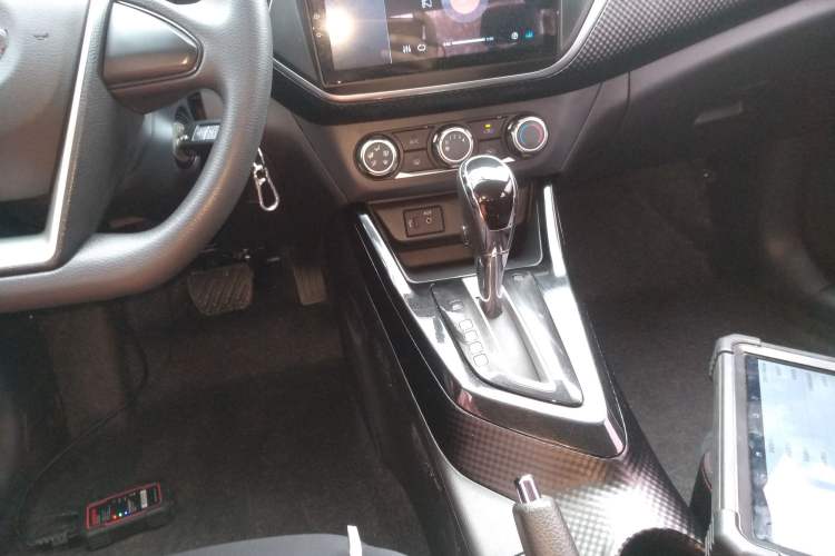 Used Nissan Lannia 2021 1.6L CVT Cool Edition Gear Lever