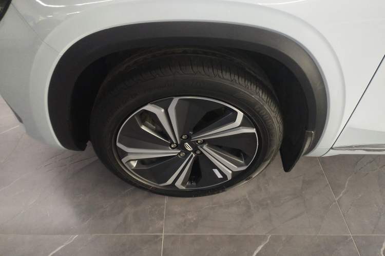 Used Geely Auto Monjaro L 2022 1.5T Leishen Hi·F Plug-in Hybrid Super Xun
