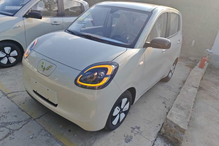 Used Wuling Hongguang MINIEV 2025 Four-Door Version Advanced Edition