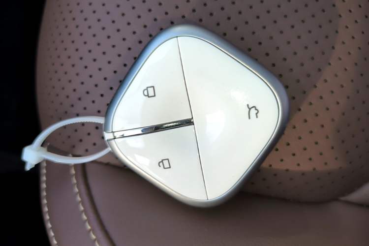 Used Wuling Bingo 2023 333 km Lingxi Connected+ Version