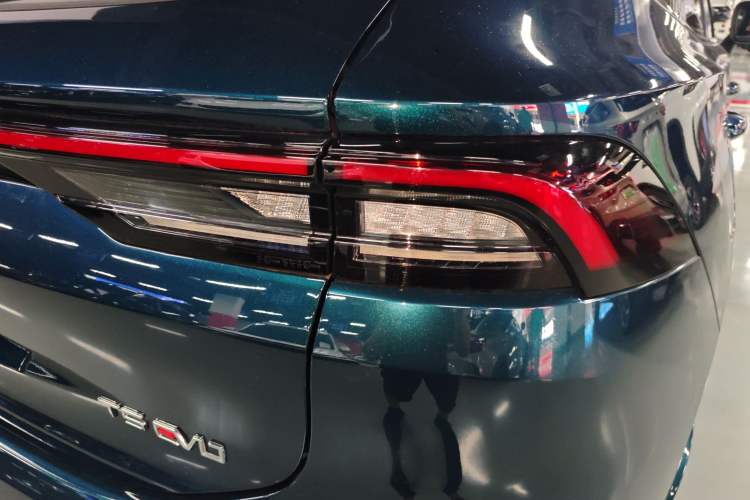 Used FORTHING T5 EVO 2021 1.5TD DCT Diamond Edition
