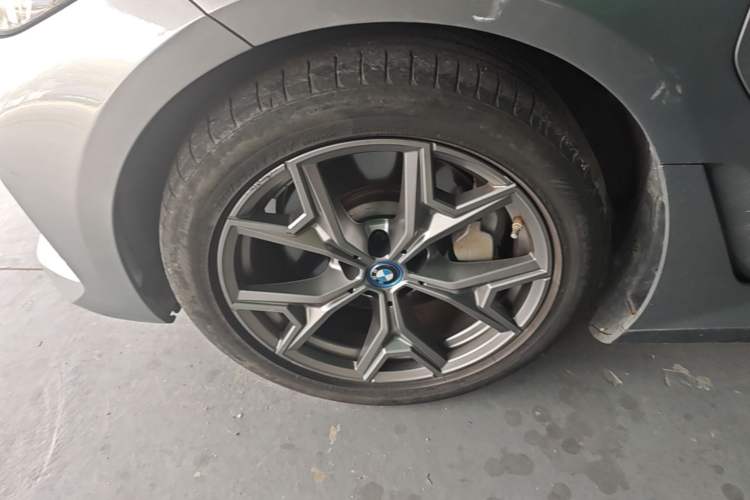 Used BMW i3 2022 eDrive 35 L