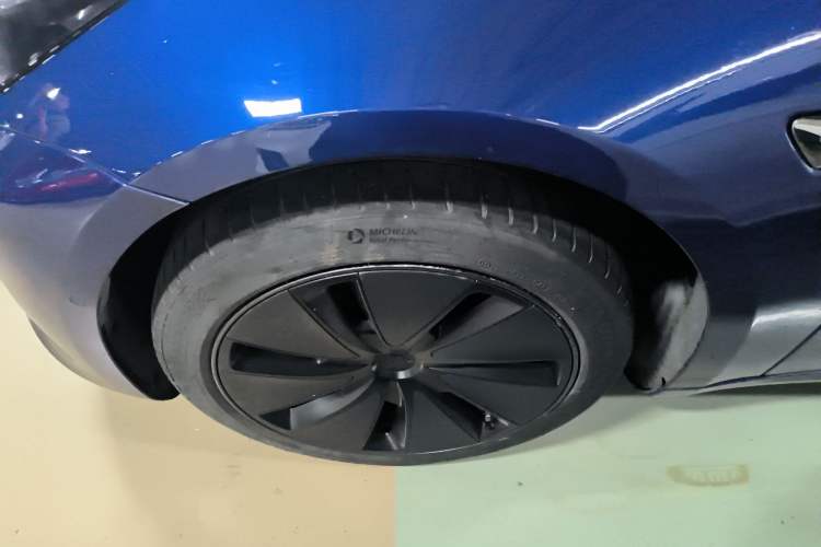 Used Tesla Model 3 2020 Standard Range Rear-Wheel Drive Upgraded Version Left Front Wheel Hub