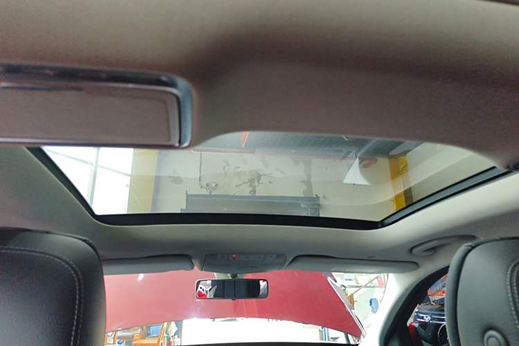 Used Mercedes-Benz C-Class 2019 C 260 L Sport Edition Headliner