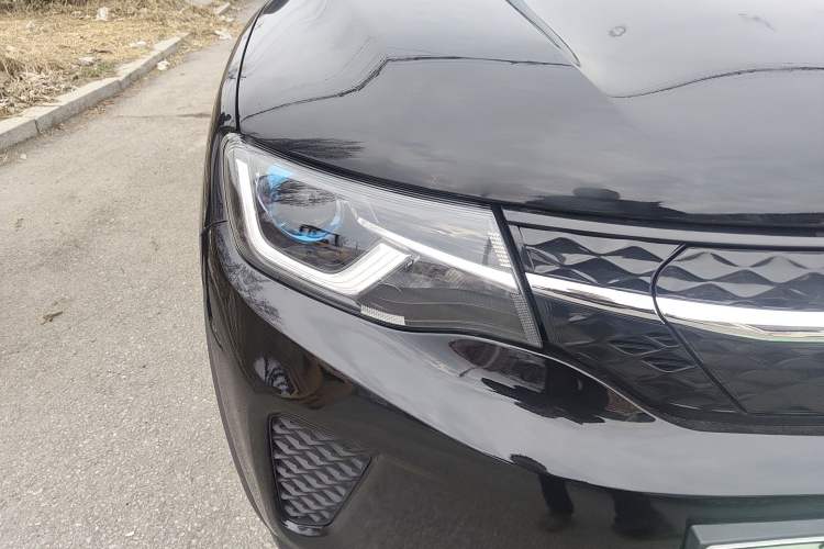 Used Dongfeng NAMMI EX1 2022 PRO Tiger Glory Advanced Model Right Front Headlight