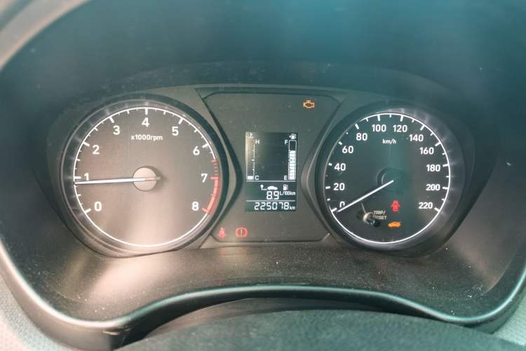 Used Hyundai Verna (older generation) 2017 1.4L Manual Colorful Skyroof Version China V Standard Instrument Cluster