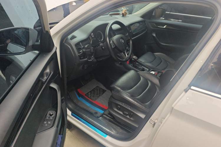 Used Skoda Kodiaq 2017 TSI330 7-Seater Two-Wheel-Drive Luxury Edition Driver Seat