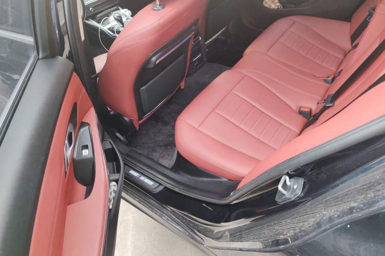 Used BMW 3 Series 2021 Facelifted 320Li M Sport Package Left Rear Seat