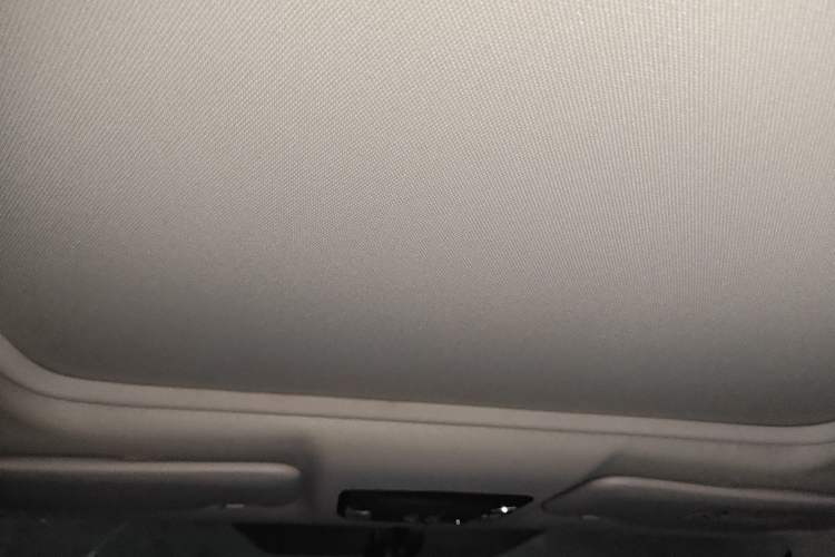 Used Honda Vezel 2020 1.5L CVT Luxury Edition Headliner