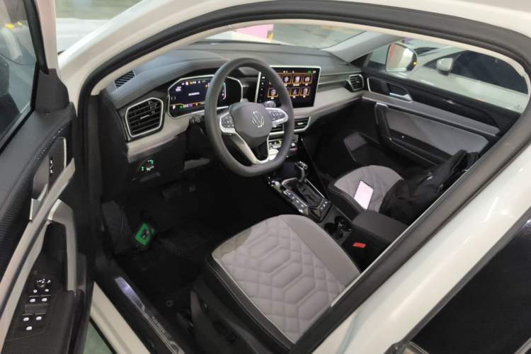 Used Volkswagen Tayron 2023 280TSI Two-Wheel-Drive Luxury Plus Advanced Version