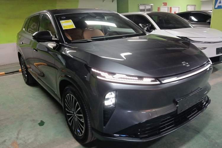 Used Dongfeng Aeolus Aeolus L8 2025 Model 185KM Dream Edition
