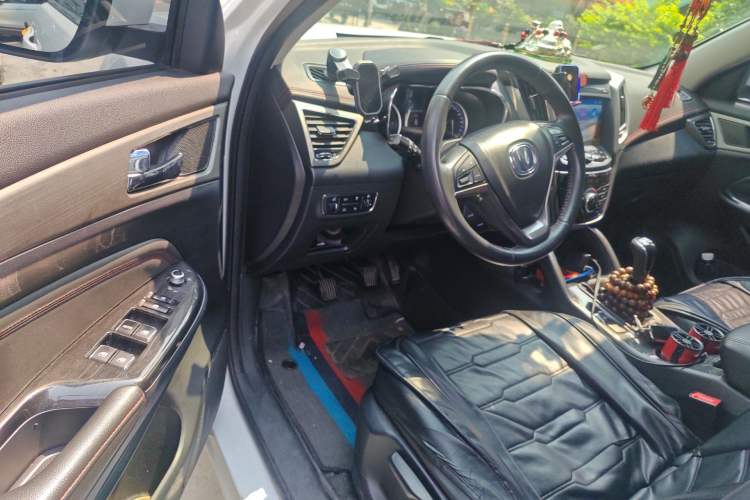 Used CHANGAN CS75 2017 Shangkui Edition 1.5T Manual Fengxiang Model