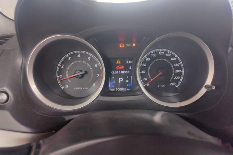 Used Mitsubishi Lancer EX 2015 1.8L CVT ZhiShang Edition China IV Standard