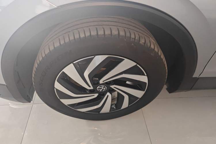 Used Volkswagen Tiguan L 2022 330TSI Automatic Two-Wheel Drive Smart Edition
