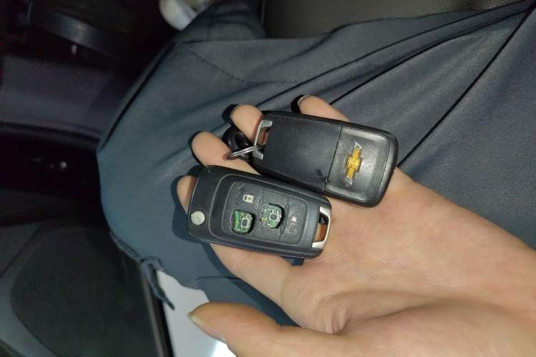 Used Chevrolet Malibu 2017 1.5T Automatic Luxury Edition Vehicle Key