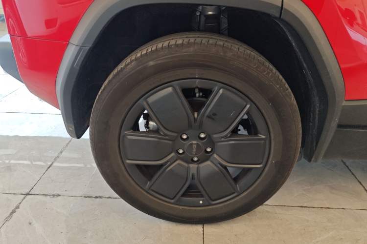 Used iCAR 03T 2024 501km Four-wheel Drive Long-Range Version Right Rear Wheel Hub