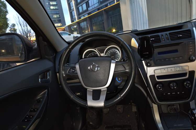 Used Geely Auto GX7 2013 1.8L Manual Elite Model
