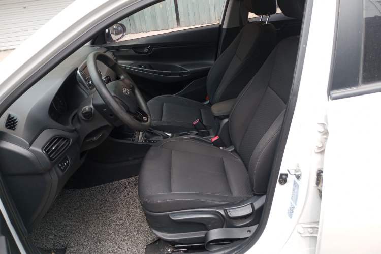 Used Hyundai Celesta 2020 1.6L Automatic GL Enjoyable Edition