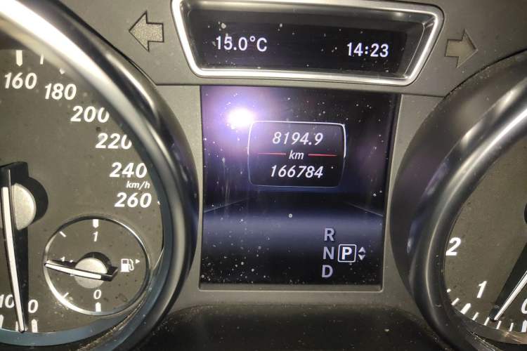 Used Mercedes-Benz M-Class 2014 ML 320 4MATIC
