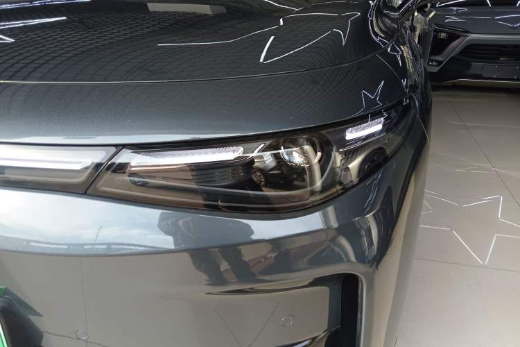 Used Leapmotor C16 2026 Extended-Range 280 LiDAR Zhizun Edition 6 Seats