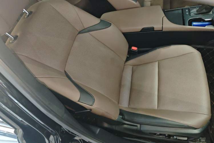 Used Lexus ES 2023 200 Excellence Edition