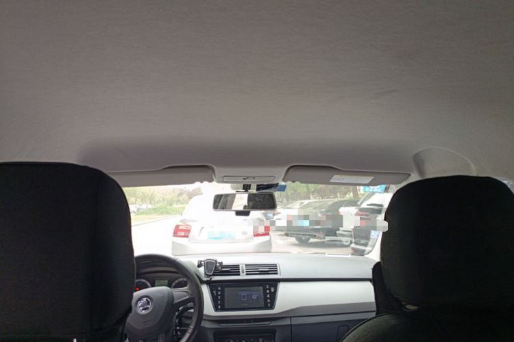 Used Skoda Fabia 2017 1.4L Automatic Car Enjoy Edition
