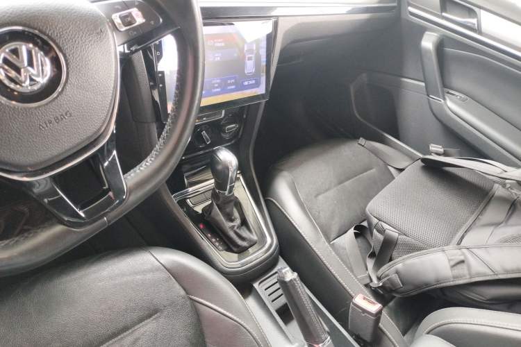 Used Volkswagen Bora 2018 1.5L Automatic Comfort Model
