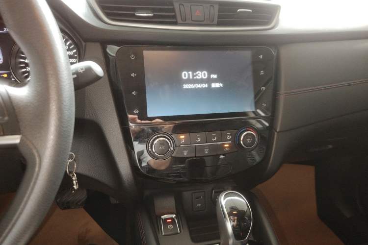 Used Nissan Qashqai 2019 2.0L CVT Smart Enjoyment Version Audio And AC Panel